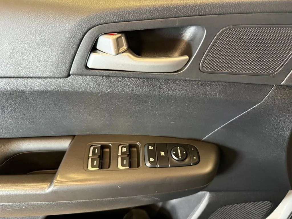 Kia Sportage photo 19