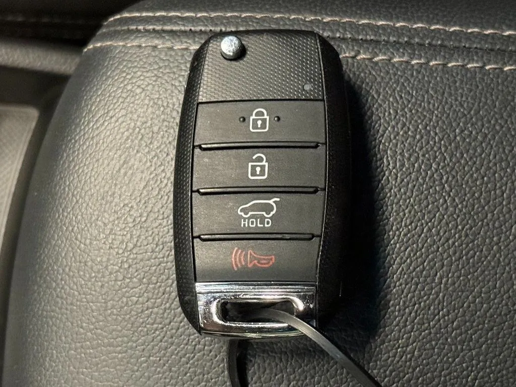 Kia Sportage photo 17