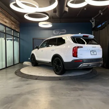 More photos of 2022 Kia Telluride SX at GP Motor Company, UT