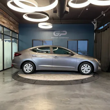 Photos of 2020 Hyundai Elantra SE for sale in Kaysville, UT at GP Motor Company