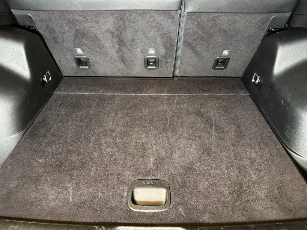2023 Jeep Cherokee Altitude Lux - Photo 24