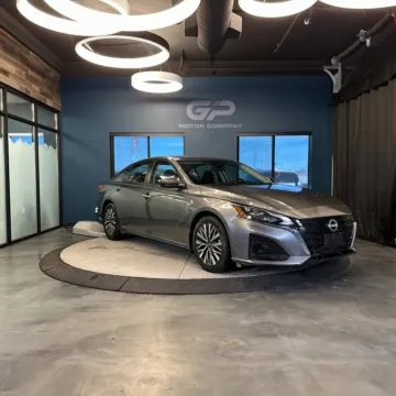 Gray 2023 Nissan Altima 2.5 SV for sale in Kaysville, UT