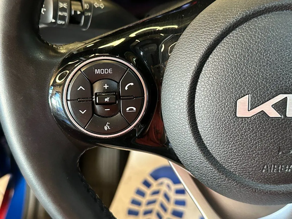 2022 Kia Soul GT-Line - Photo 10