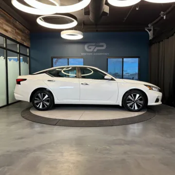 Photos of 2022 Nissan Altima 2.5 SV for sale in Kaysville, UT at GP Motor Company