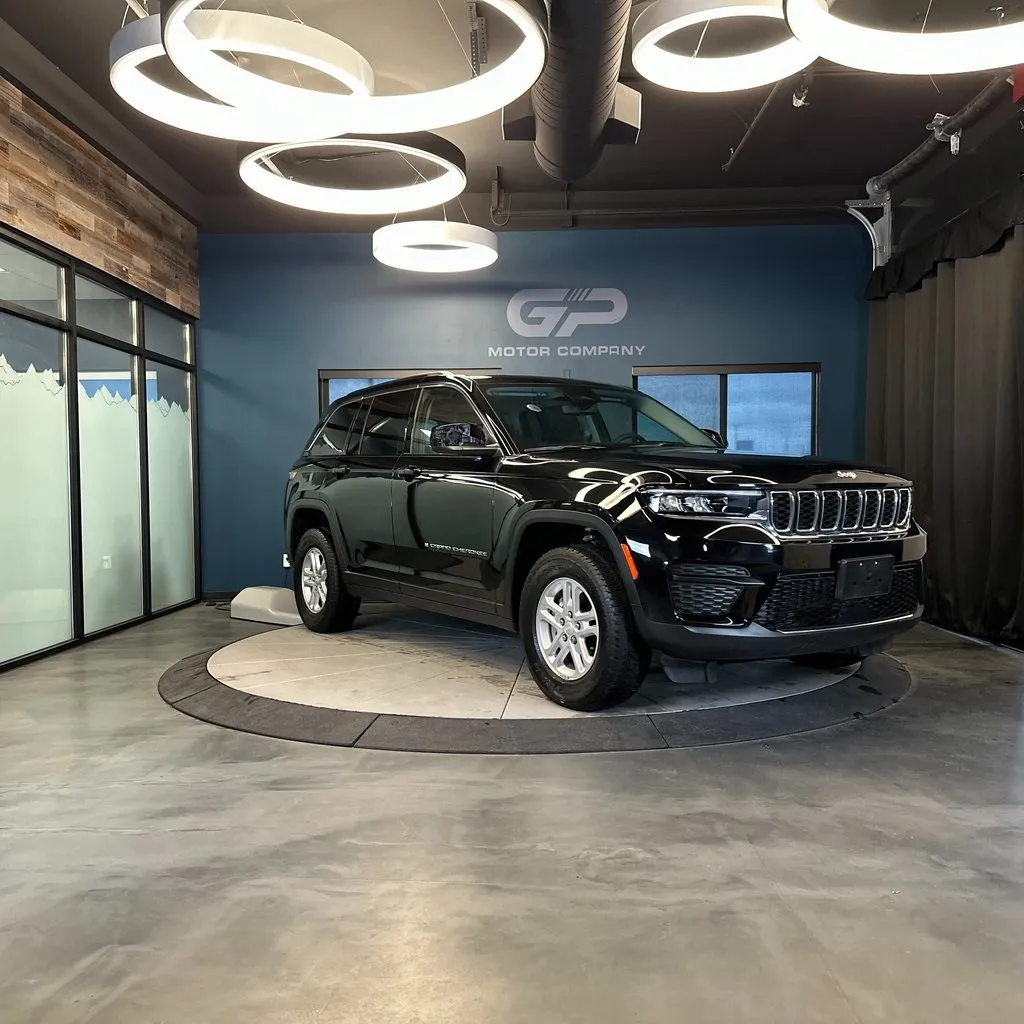 Black 2023 Jeep Grand Cherokee Laredo for sale in Kaysville, UT