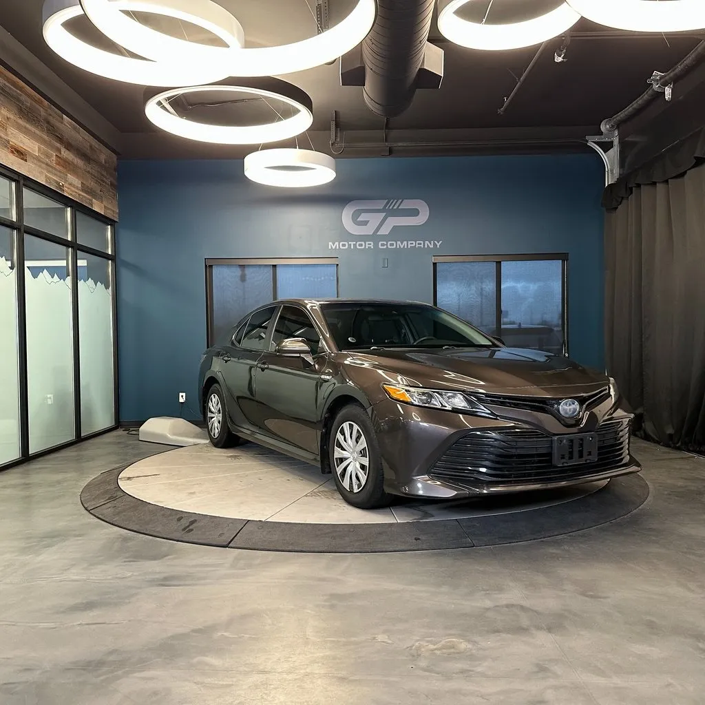 Gray 2020 Toyota Camry Hybrid LE for sale in Kaysville, UT