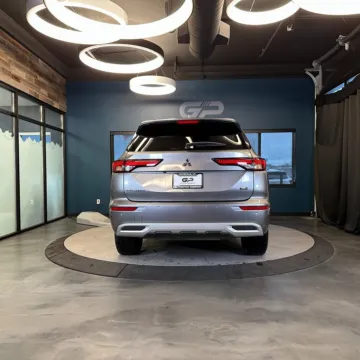 More photos of 2022 Mitsubishi Outlander SEL at GP Motor Company, UT