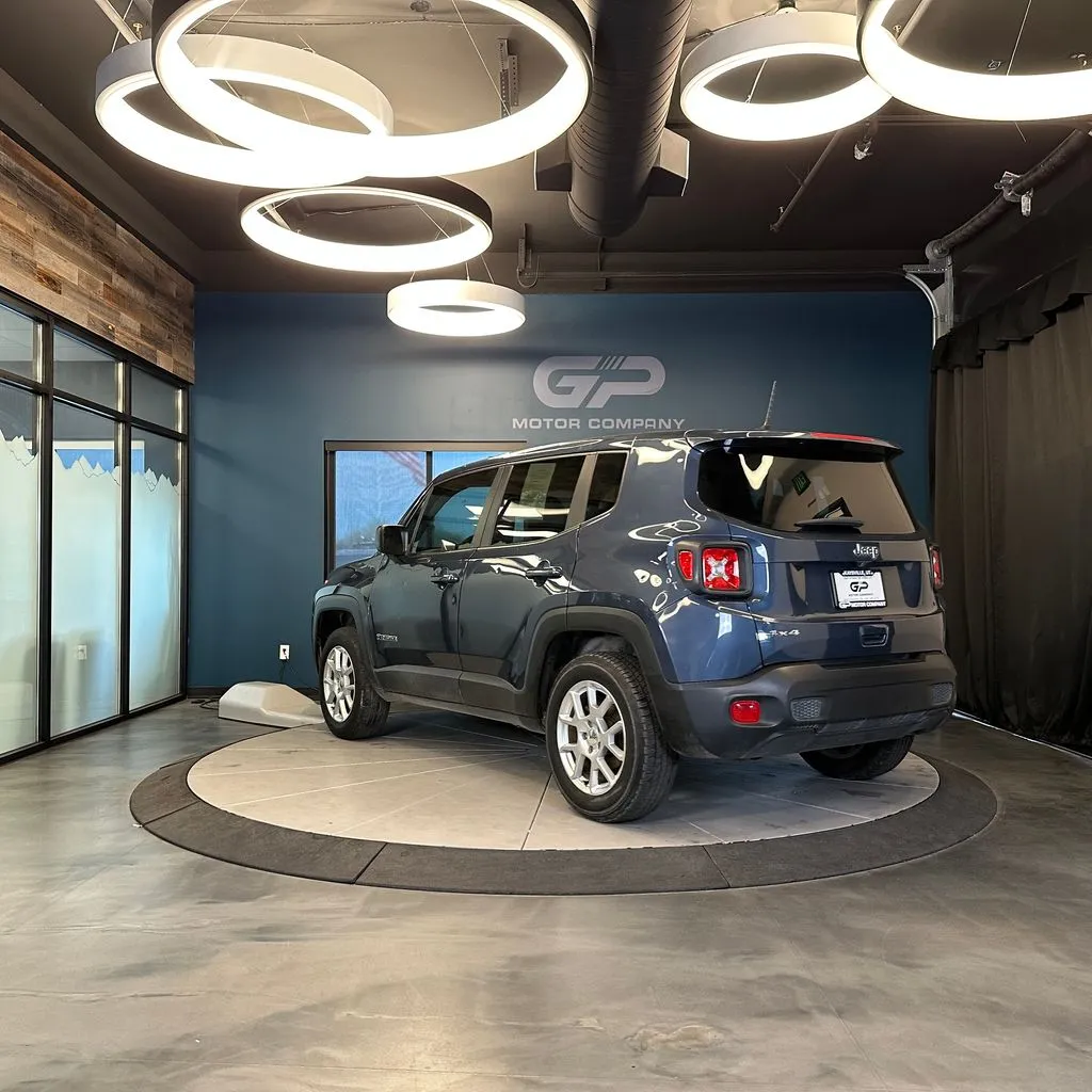 Jeep Renegade photo 5