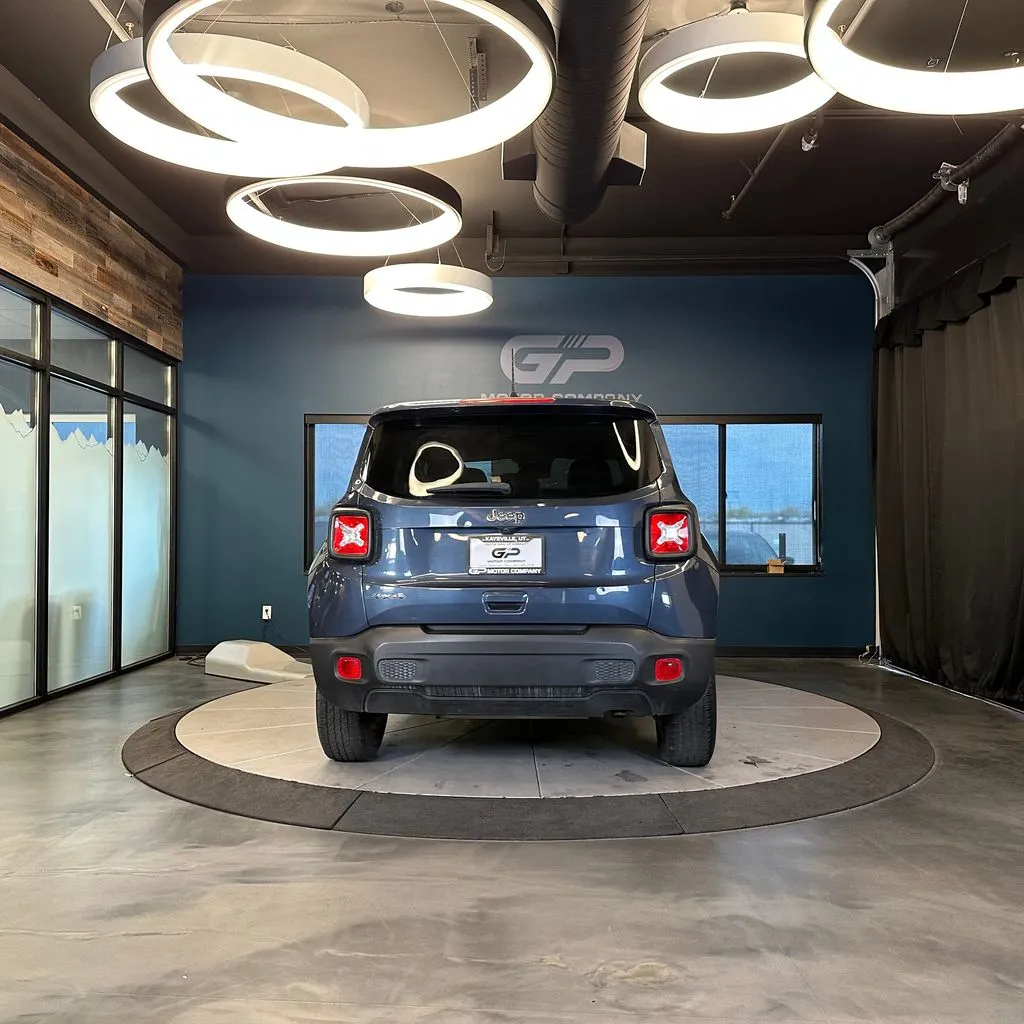 Jeep Renegade photo 4