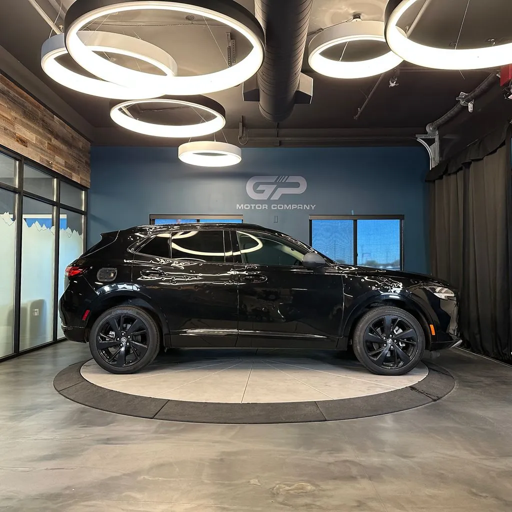 Buick Envision photo 2