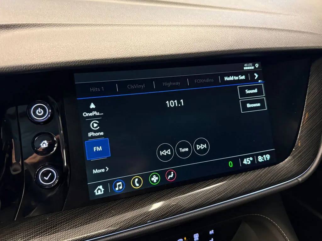 Buick Envision photo 13