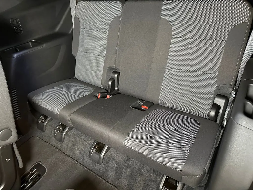 Chevrolet Traverse photo 21