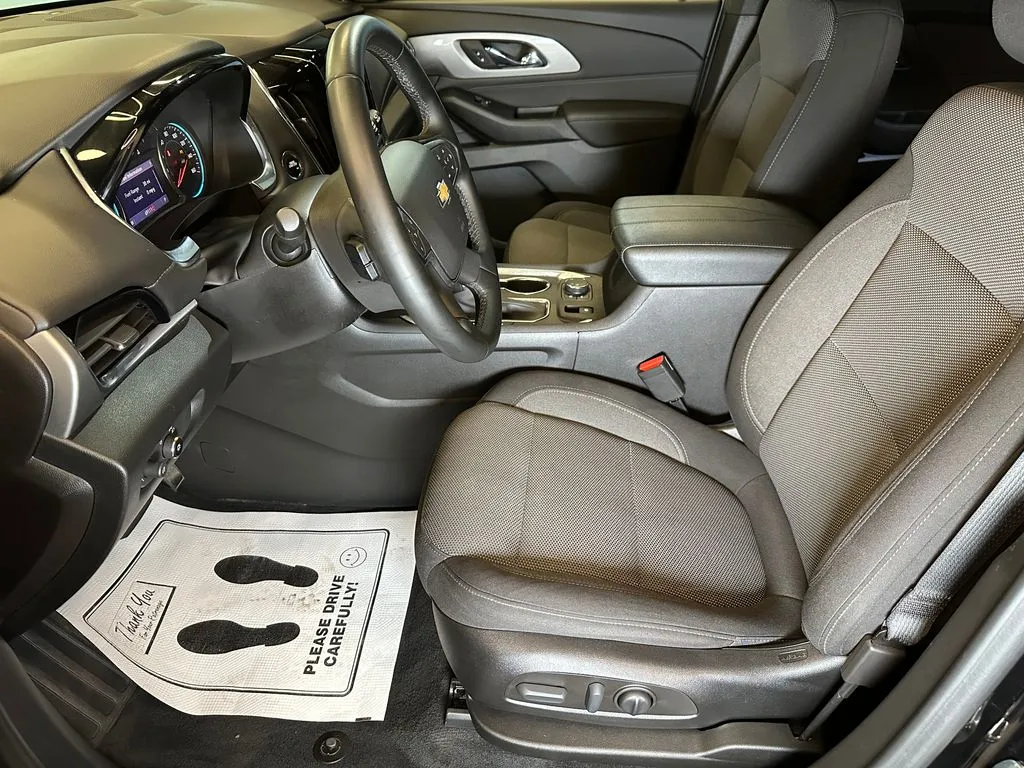 Chevrolet Traverse photo 19