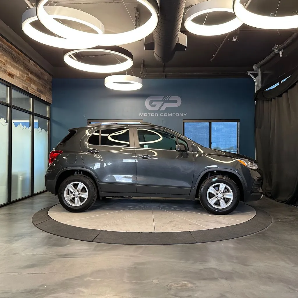 Chevrolet Trax photo 2