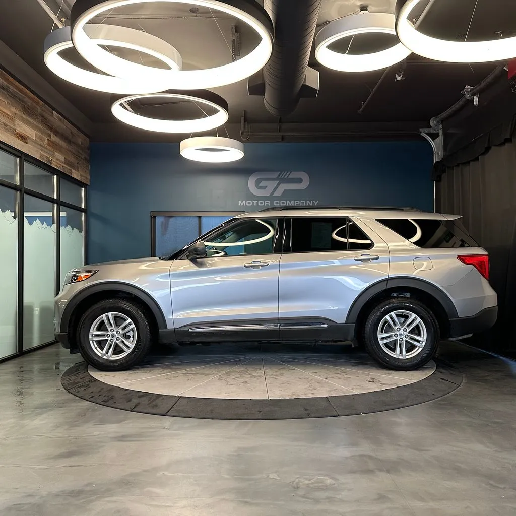 2021 Ford Explorer XLT - Photo 6