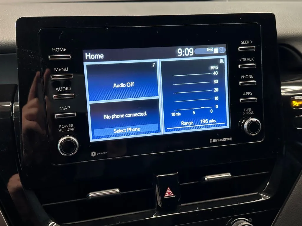 Toyota Camry photo 13