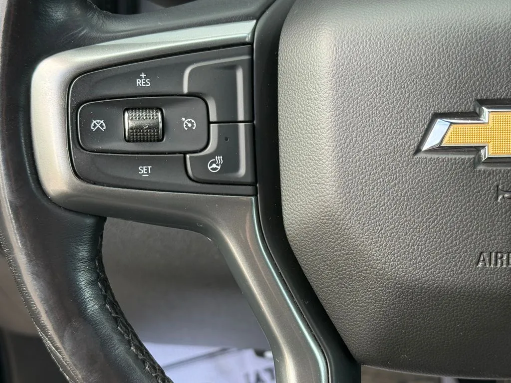 Chevrolet Silverado photo 11