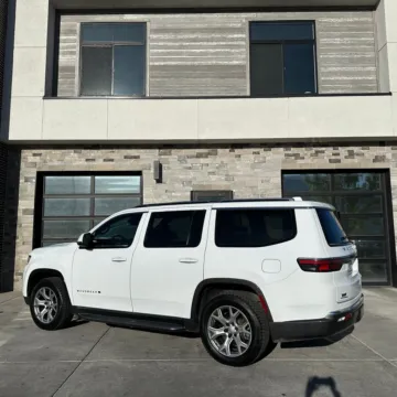 More photos of 2022 Jeep Wagoneer Series II at GP Motor Company, UT