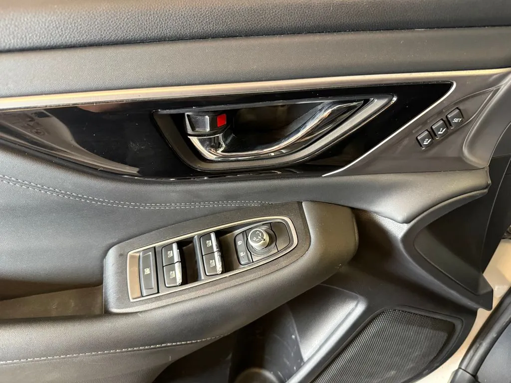 Subaru Legacy photo 19