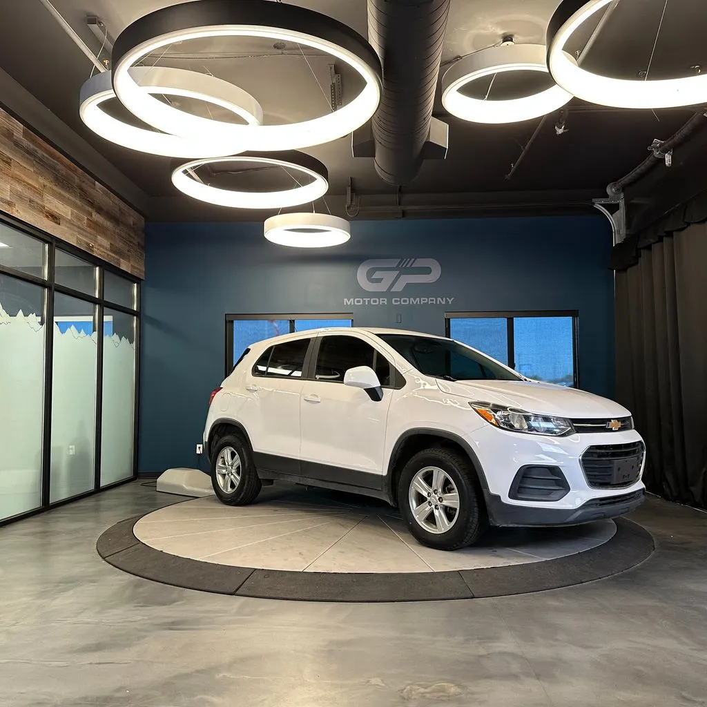 White 2019 Chevrolet Trax LS for sale in Kaysville, UT