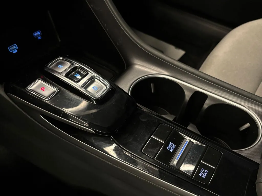Hyundai Sonata photo 16