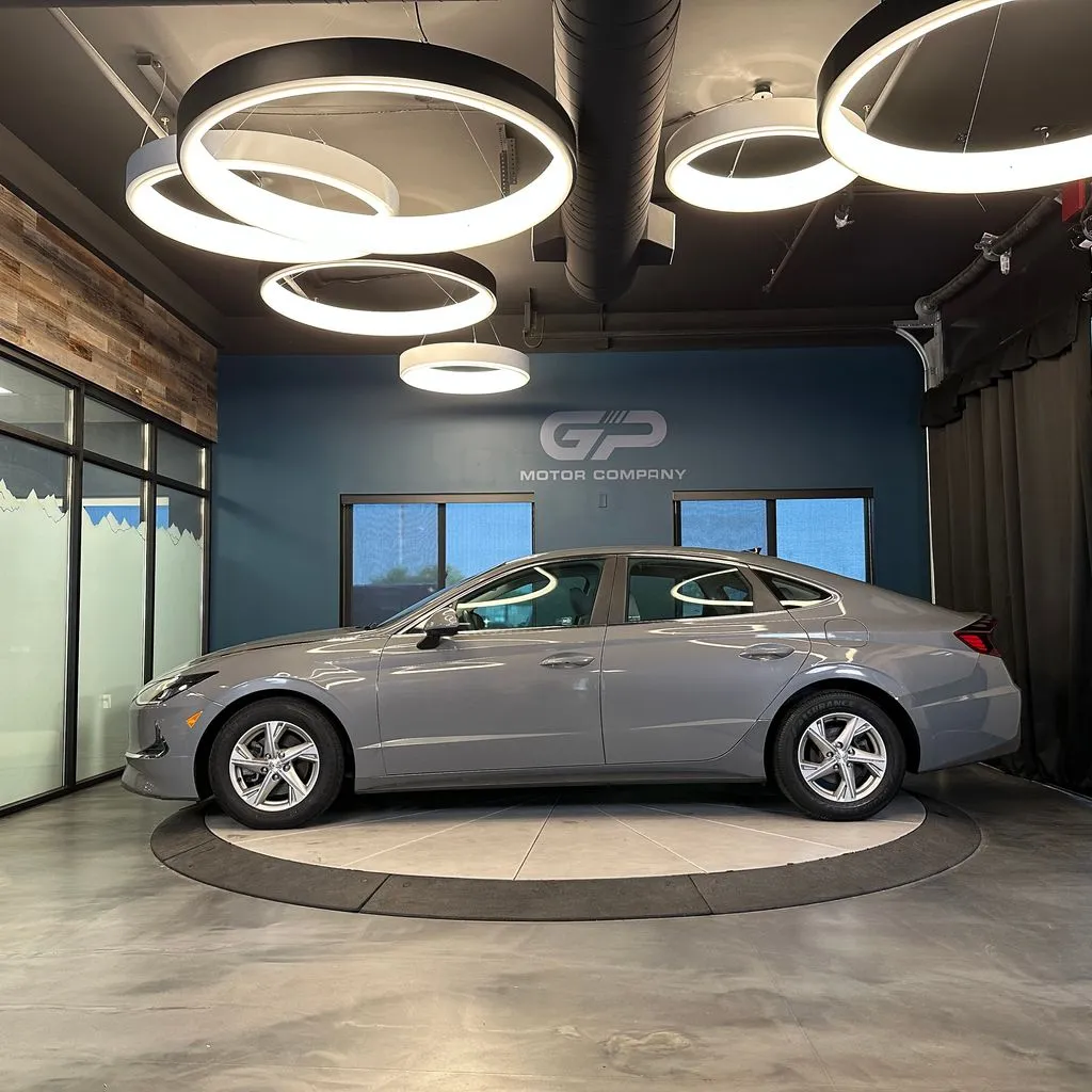 Hyundai Sonata photo 6