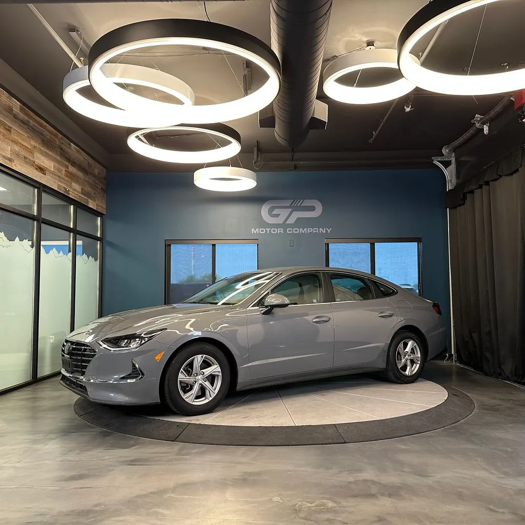 Hyundai Sonata photo 7