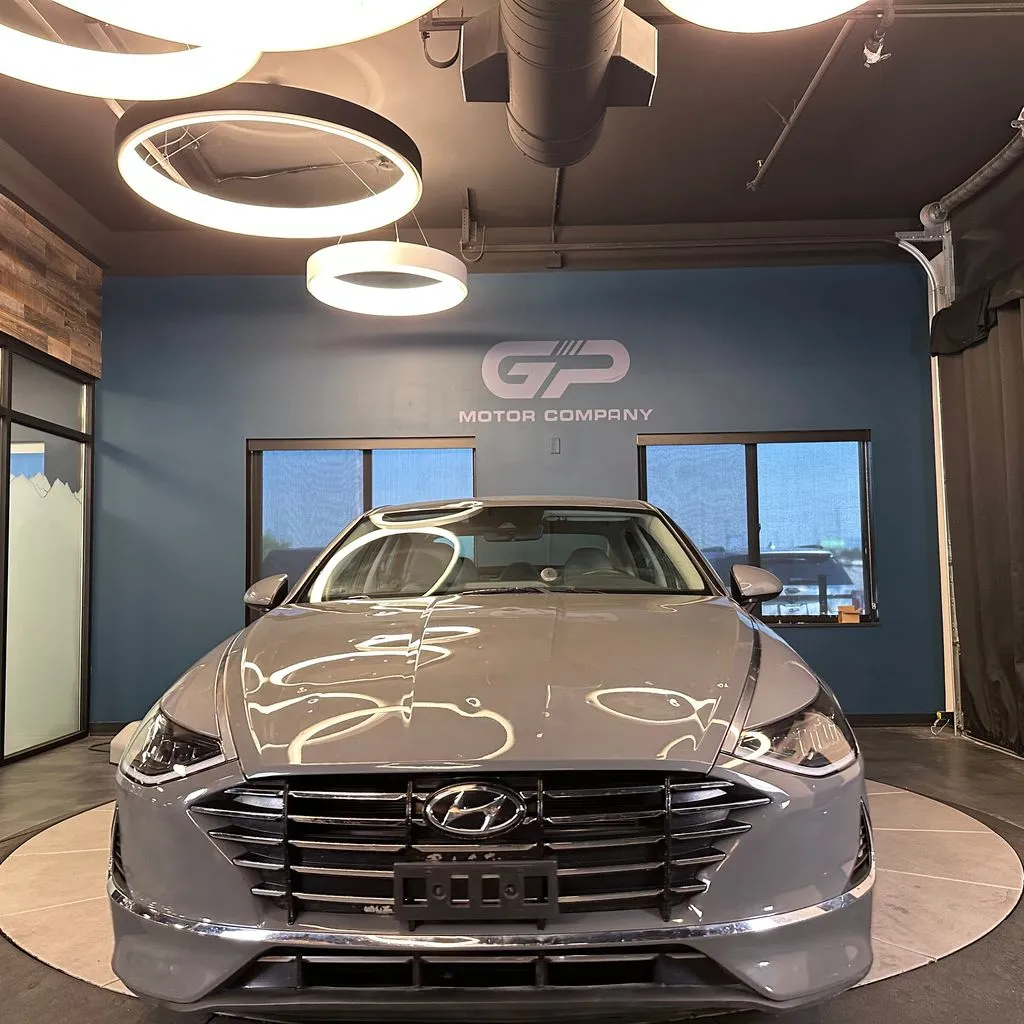 Hyundai Sonata photo 8