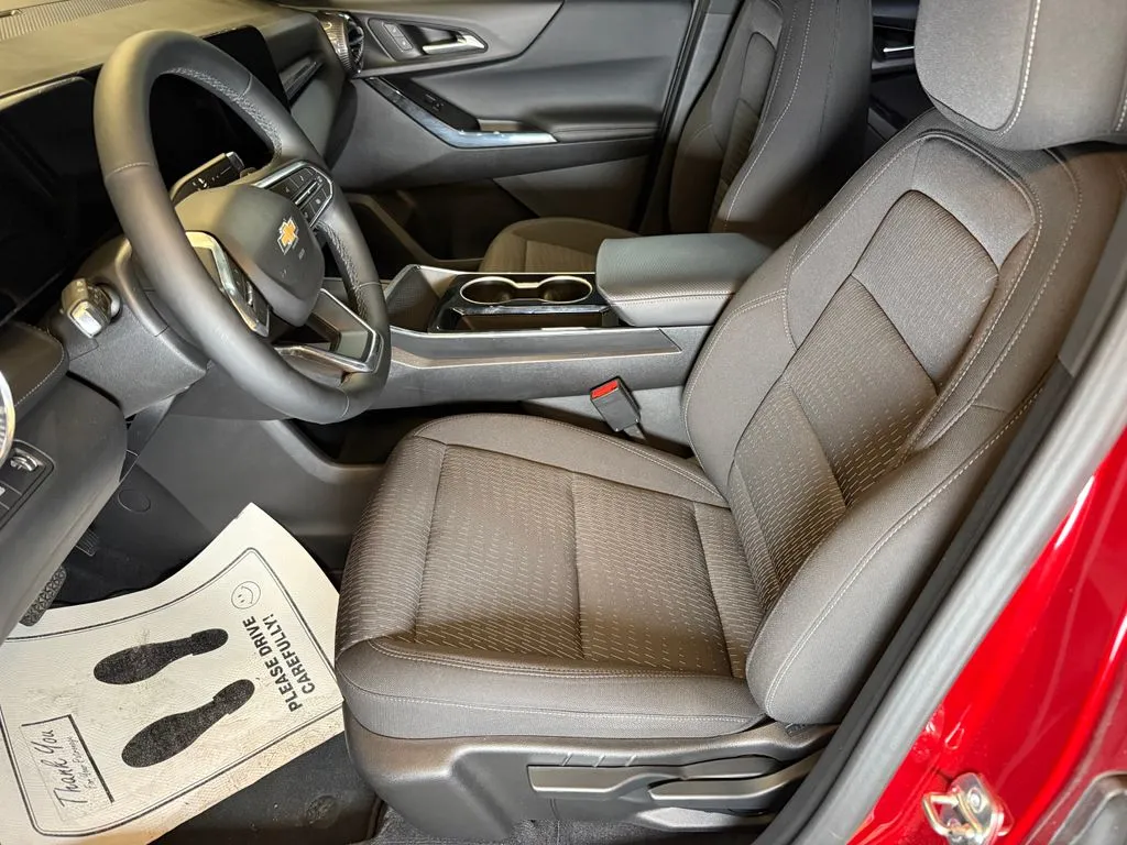 Chevrolet Equinox photo 18