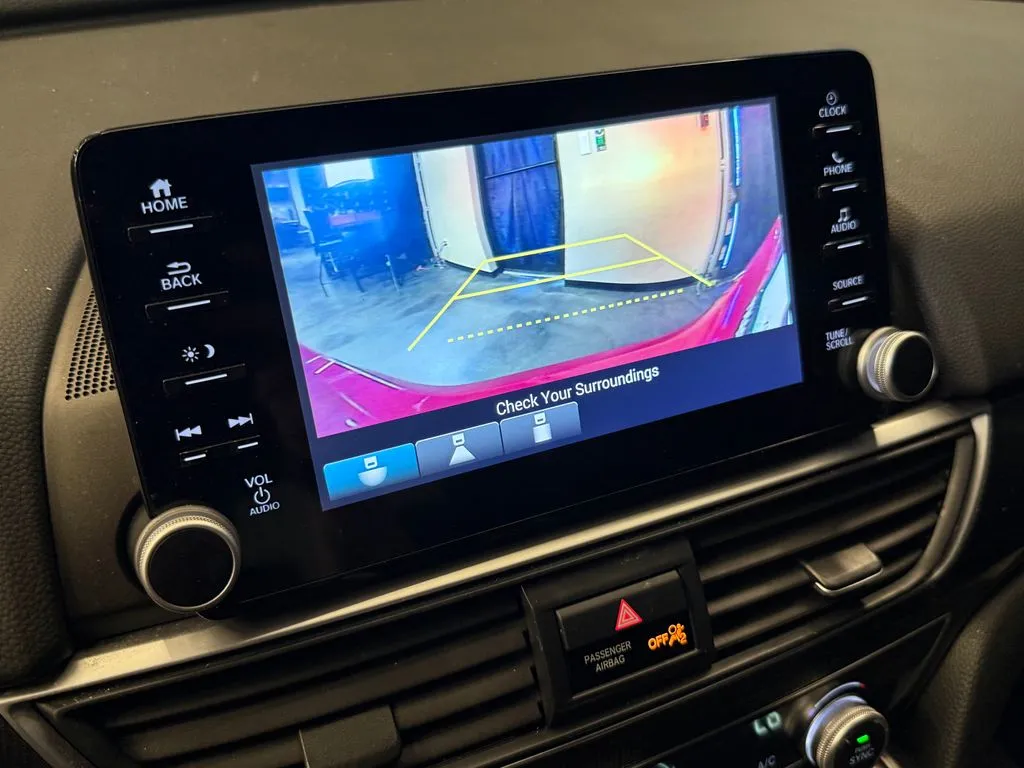 Honda Accord photo 14