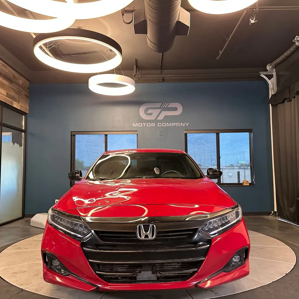 Honda Accord photo 8