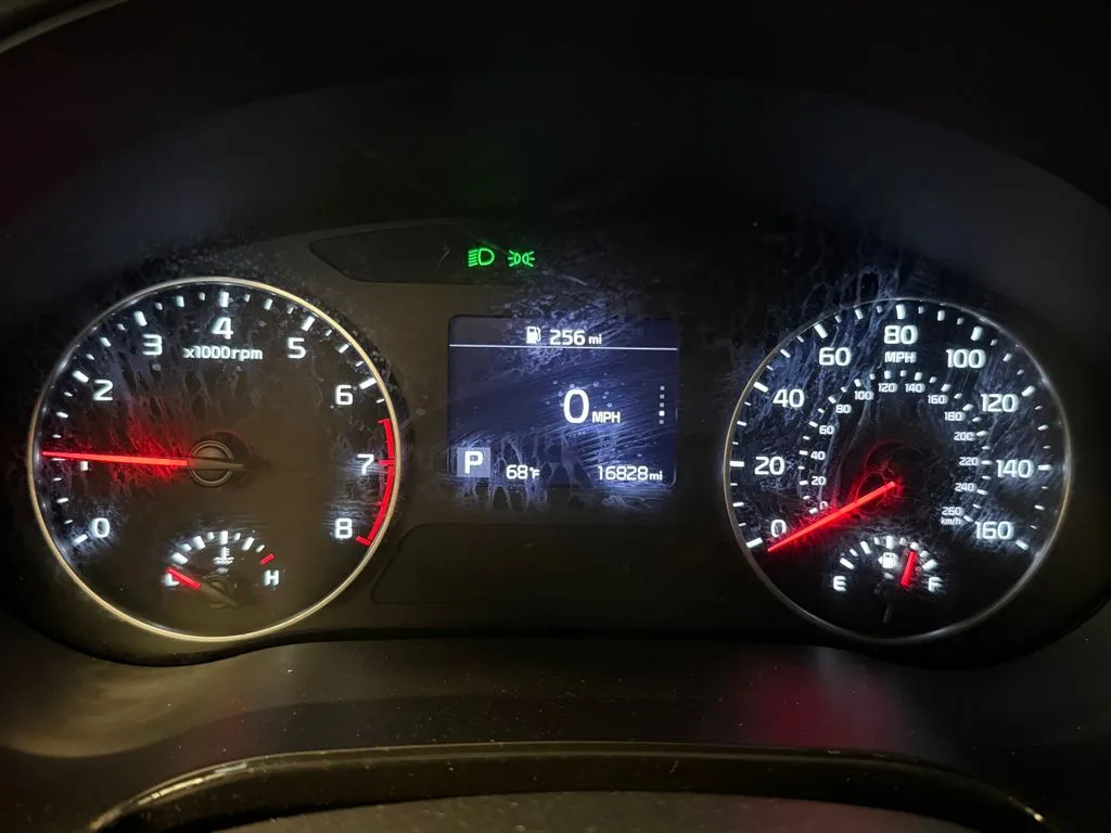 Kia Seltos photo 10