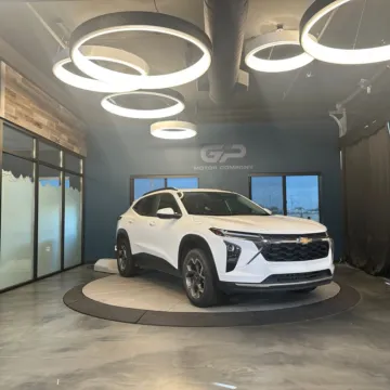 White 2024 Chevrolet Trax LT for sale in Kaysville, UT