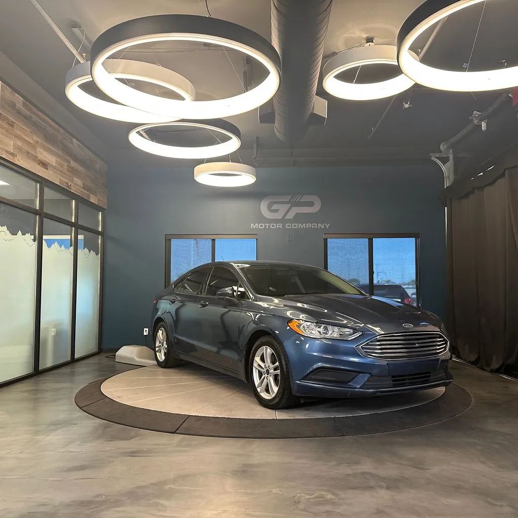 2018 Ford Fusion SE FWD's photo