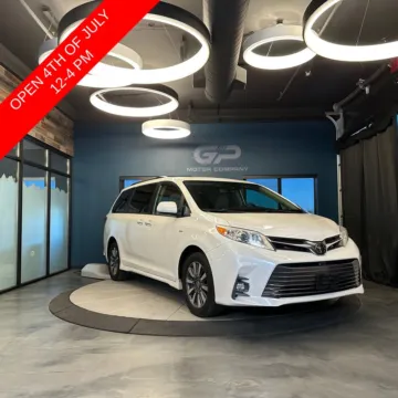 White 2020 Toyota Sienna XLE for sale in Kaysville, UT