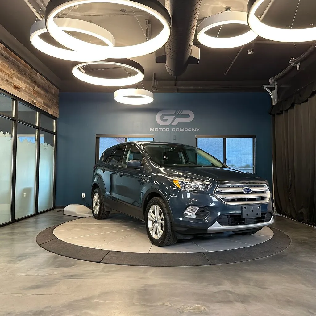 Green 2019 Ford Escape SE for sale in Kaysville, UT