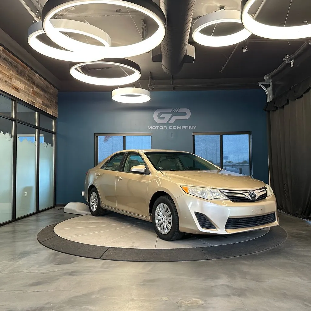 2012 Toyota Camry 2.5 Auto LE's photo