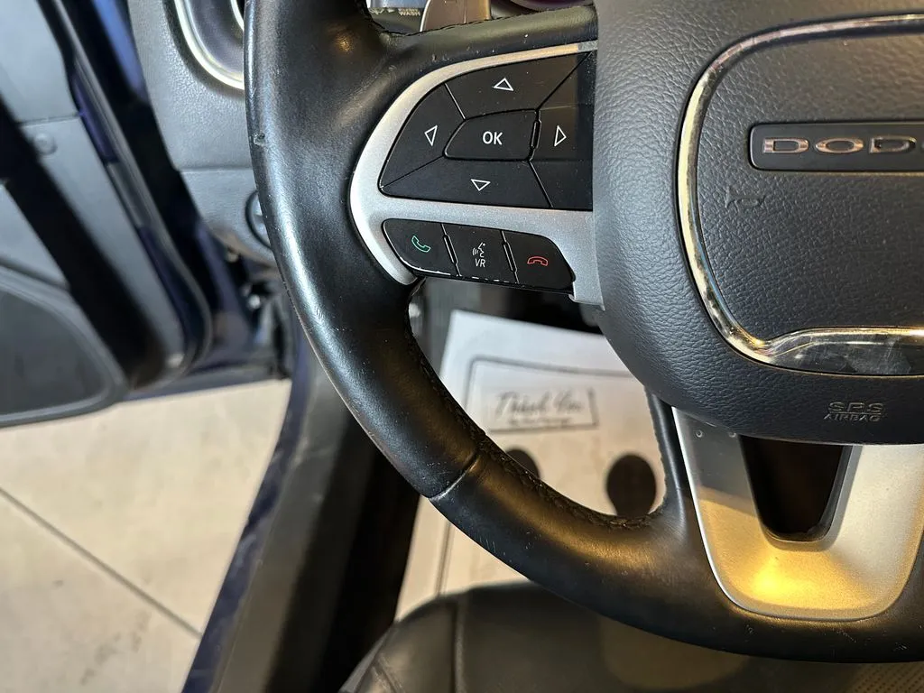 Dodge Charger photo 11