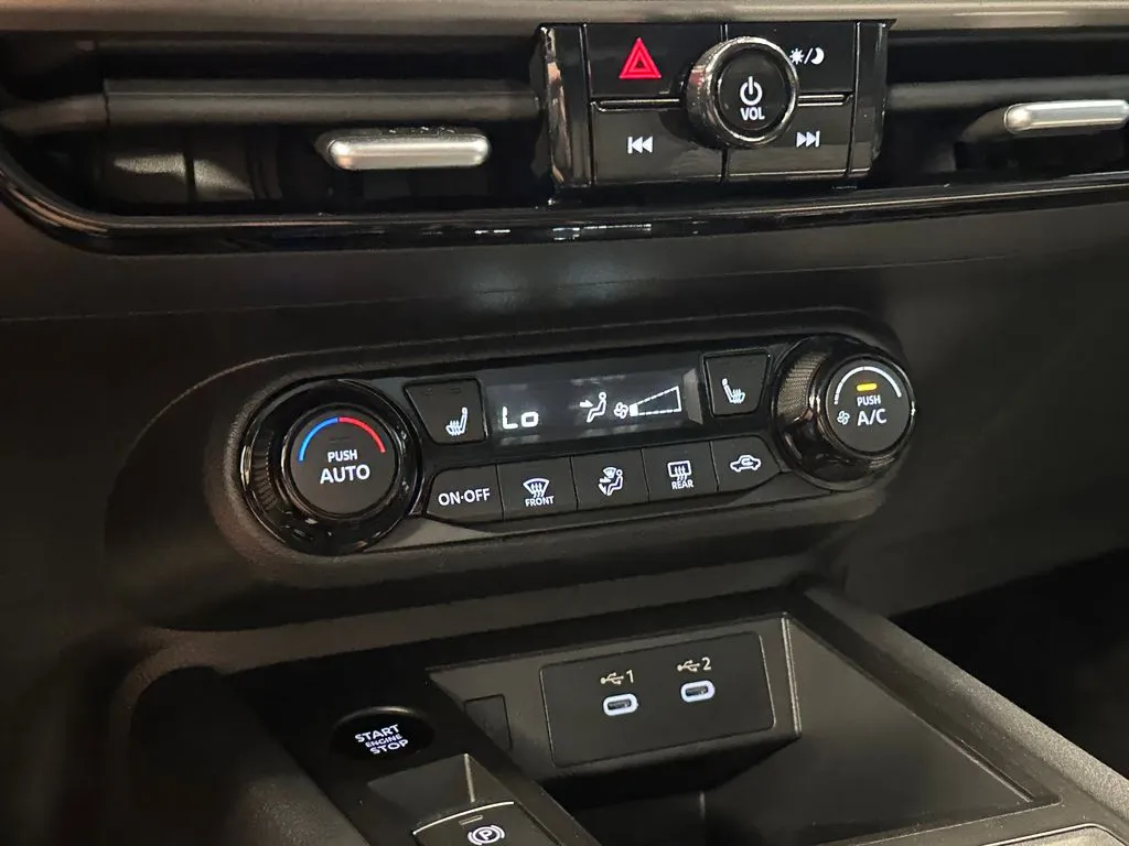 Nissan Kicks photo 15