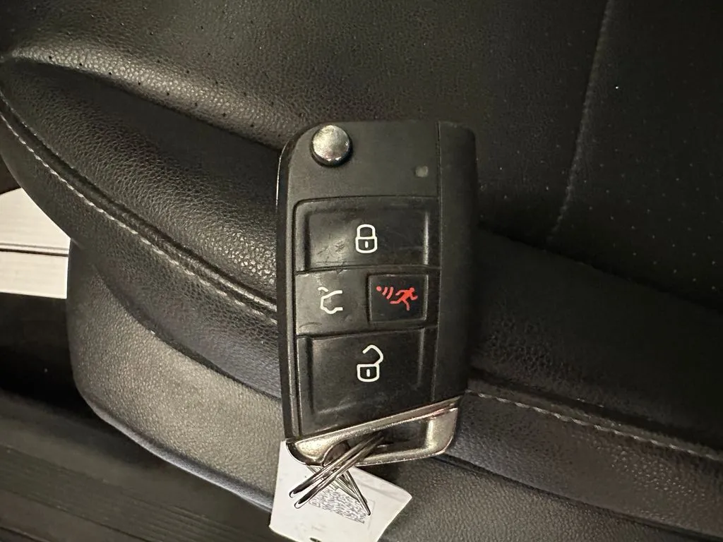 Volkswagen Tiguan photo 17