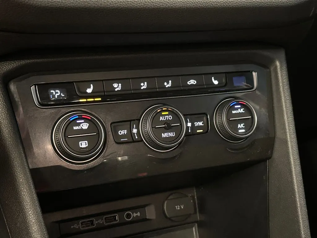 Volkswagen Tiguan photo 15