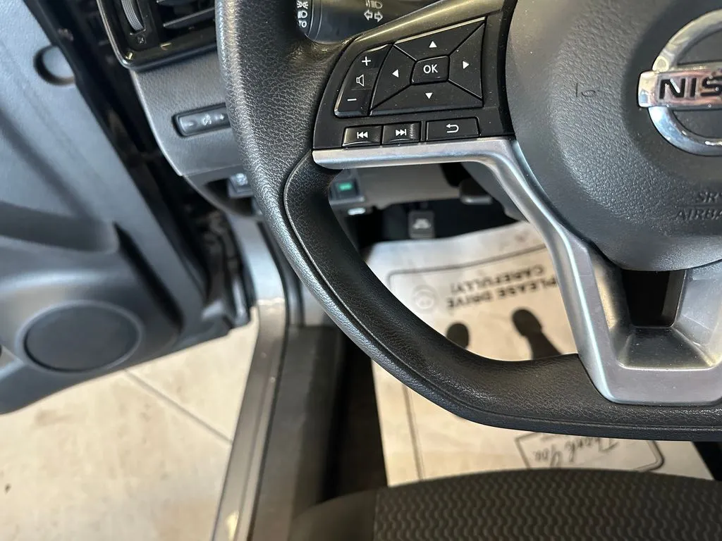 Nissan Rogue Sport photo 11