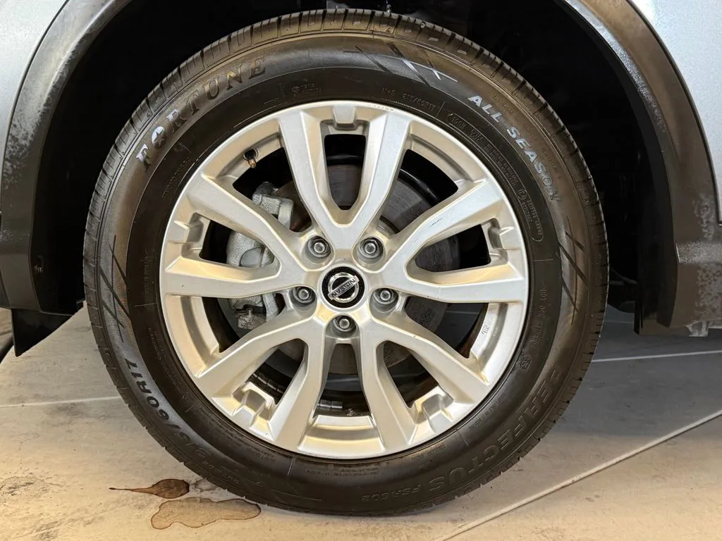 Nissan Rogue Sport photo 25