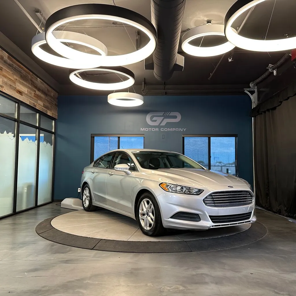 2015 Ford Fusion SE FWD's photo