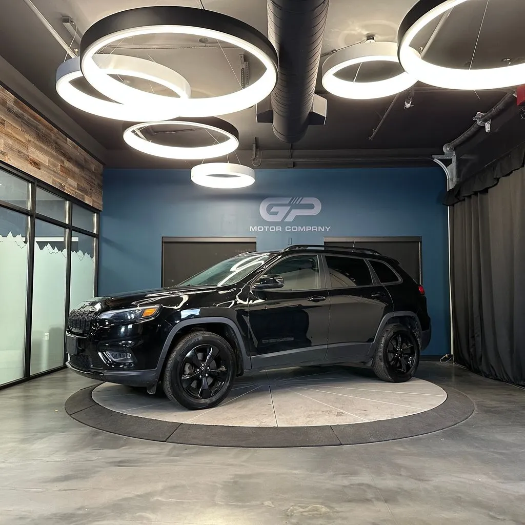 Jeep Cherokee photo 7