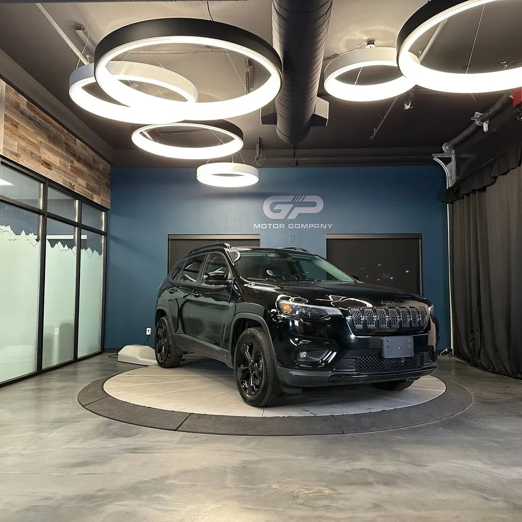 Black 2019 Jeep Cherokee Altitude for sale in Kaysville, UT