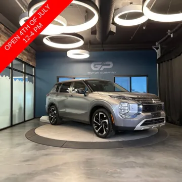 Gray 2022 Mitsubishi Outlander SE for sale in Kaysville, UT