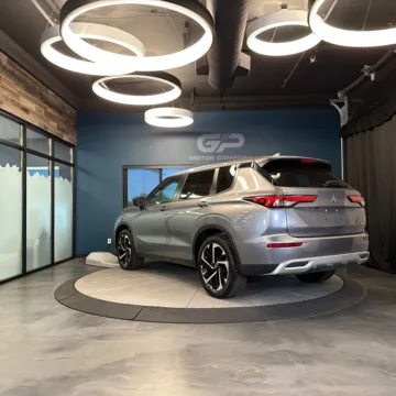More photos of 2022 Mitsubishi Outlander SE at GP Motor Company, UT
