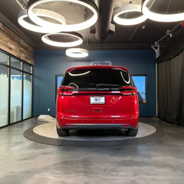 More photos of 2026 Chrysler Pacifica Select at GP Motor Company, UT