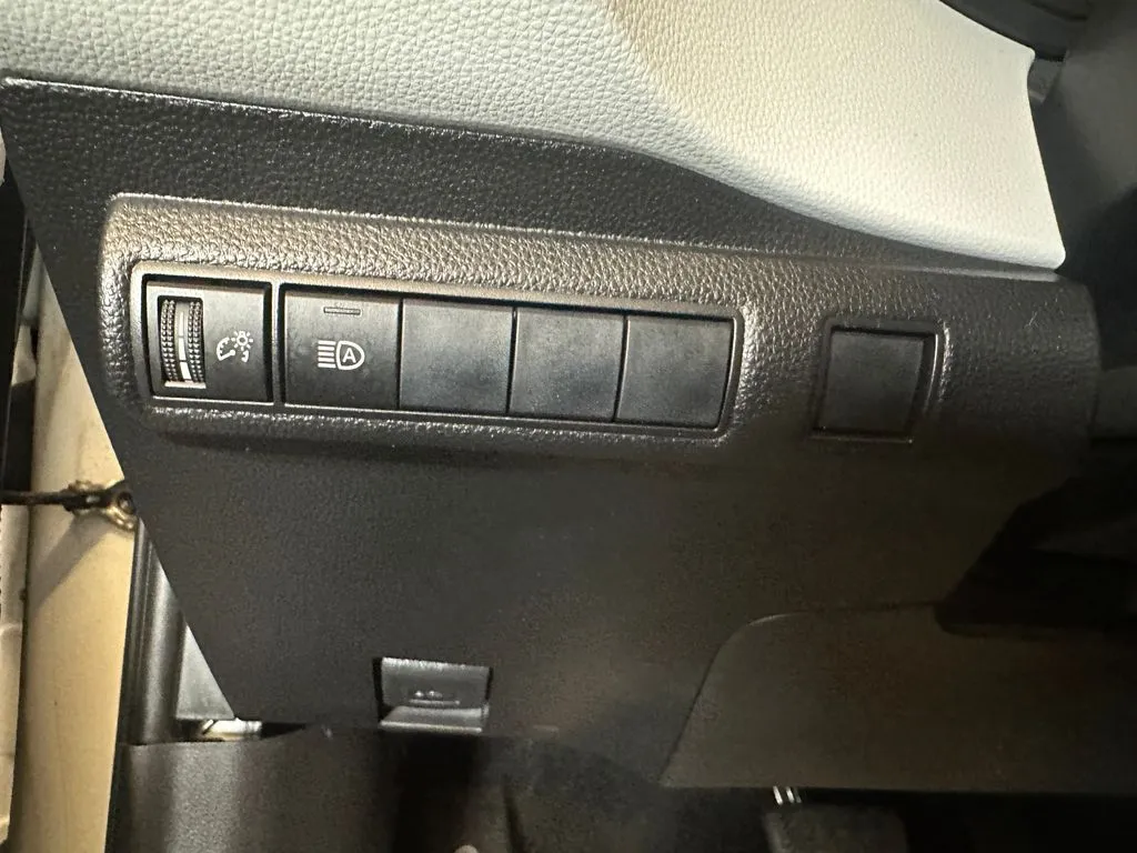 Toyota Corolla photo 18